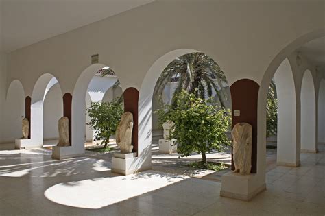 El Djem Tunisia Museum statues exhibit - 38 :: World All Details