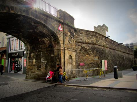 Derry – The last walled city to be built in Europe | Curious Ireland