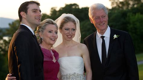 Hillary Clinton shares beautiful wedding photo for a special reason ...