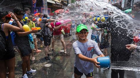 Songkran 2023: Thailand celebrates New Year with huge water festival ...