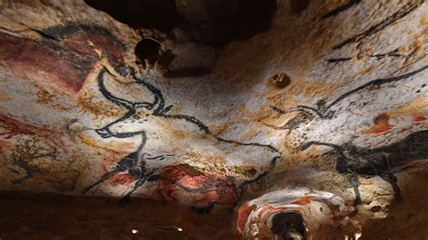 Lascaux Cave Painting – Bing Wallpaper Download