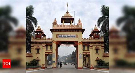 BHU official quits post after RSS flag ‘insult’ | India News - Times of ...