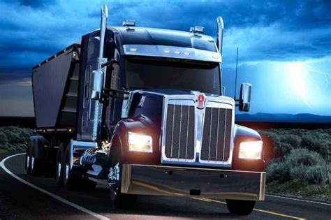 Best Semi-Truck Brands for Truck Drivers in 2021