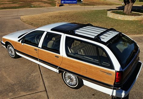 Buick Roadmaster Estate Wagon LT1 - Classic Station Wagon