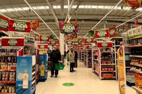 Asda shoppers 'extremely happy' to see £6 'dream' advent calendar back ...