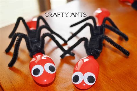 Bug Craft for Kids: Ant Spoons Spring Craft Tutorial