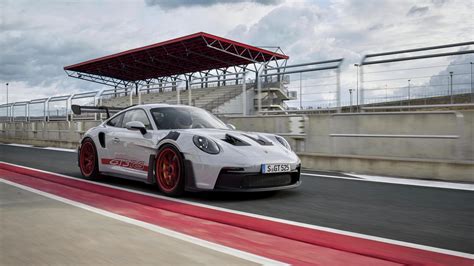 Here’s Why The 2023 Porsche 911 GT3 RS Is The Ultimate Track Weapon