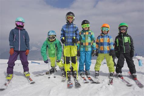 Andorra ski season continues with enhanced precautions * All PYRENEES ...