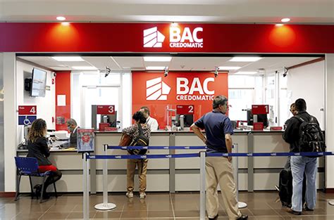 BAC Credomatic anuncia 373 despidos y cierre de oficinas - Periódico ...