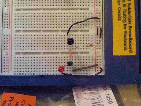 phototransistor - Light sensor using Photo Transistor - Electrical ...