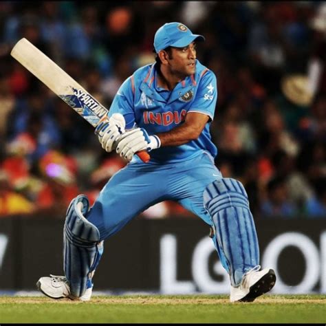 Number of innings MS Dhoni has finished off with a six