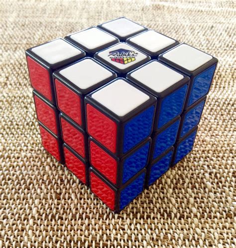 How to Make a Checkerboard With a Rubik's Cube : 3 Steps (with Pictures ...