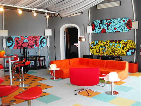 Pop Art Interior Design Style - Small Design Ideas