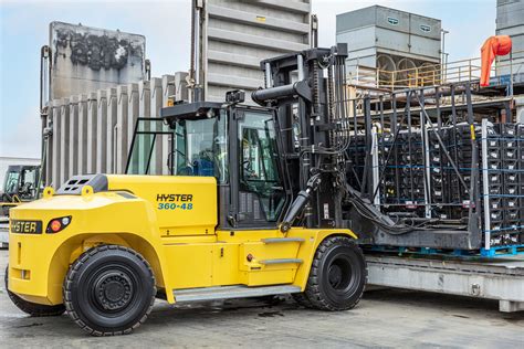 Hyster forklifts win two Product of the Year awards - Material Handling ...