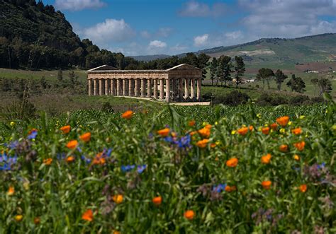 Segesta - Wonders of Sicily - SICILIA