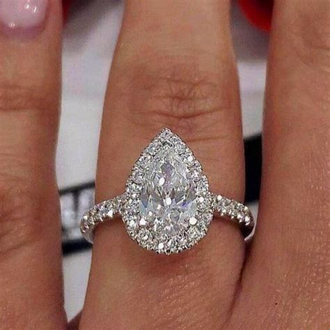 32 Stunning Pear Shaped Diamond Engagement Rings - The Glossychic