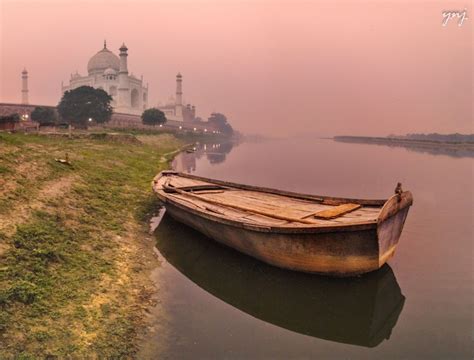 Taj Mahal - Dussehra Ghat View Point and Yamuna River Boat Ride - Best ...