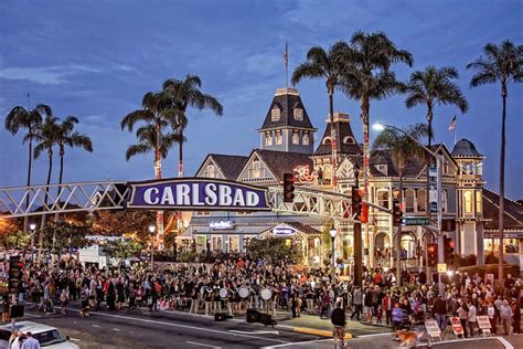 May Day! The Carlsbad Village Street Fair 🎡 - Beach Front Hotel in Carlsbad