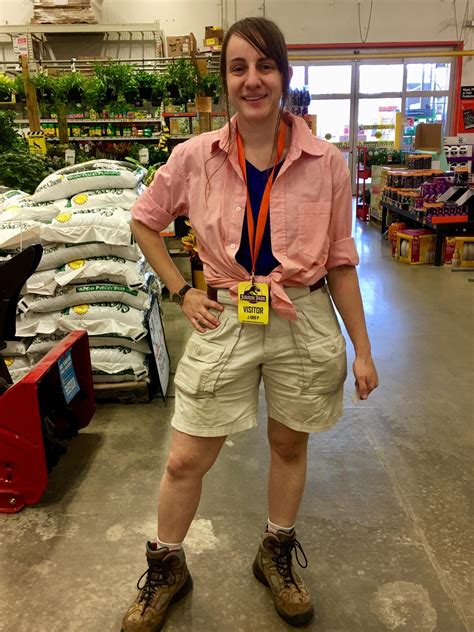 Ellie Sattler Halloween Costume at work. : r/JurassicPark