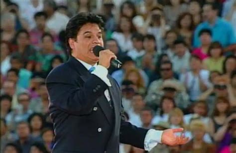 Juan Gabriel Biography: The Divo of Mexico - A Symphony of Passion ...