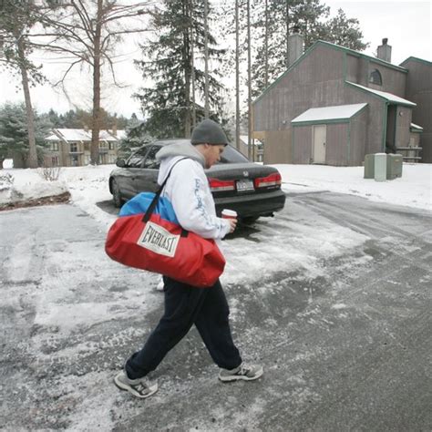 Are Poconos Log Cabins Open For Winter Camping? | USA Today