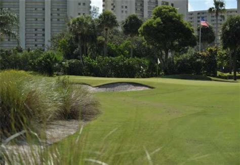 About Us - Jupiter Dunes Golf Course