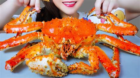 ASMR EATING WHOLE KING CRAB EATING SOUNDS | LINH-ASMR 먹방 - YouTube