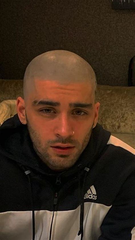 Zayn bae and his bald iconic look Zayn Malik Bald, Zayn Malik Tattoos ...