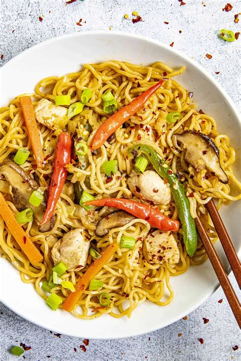 Yakisoba Noodles Recipe - Chili Pepper Madness