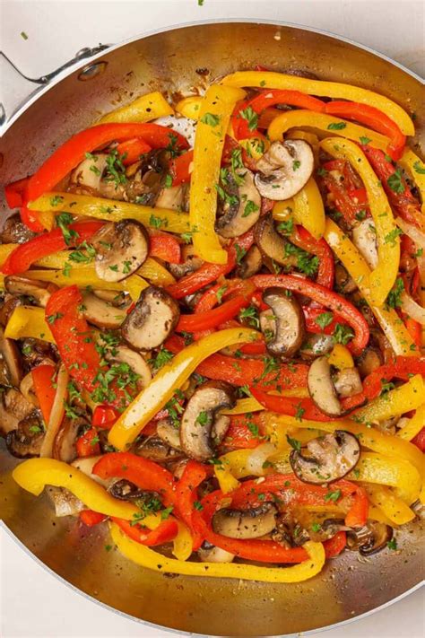 Sweet Pepper, Mushroom, and Onion Medley