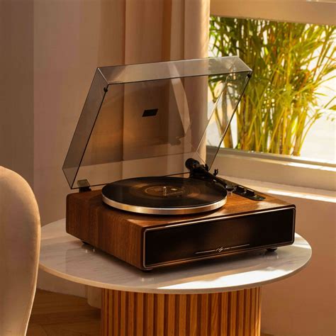 1byone Turntable: For The Love of Music | 1byone Audio