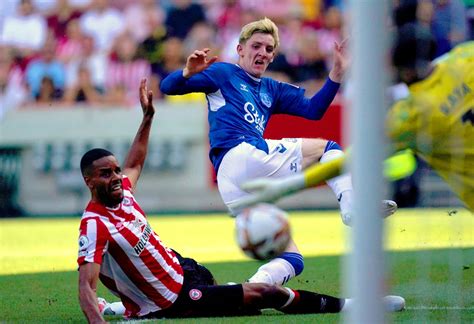 Anthony Gordon underlines potential with Everton goal in Brentford draw