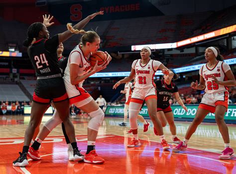 Orange women's basketball continue perfect home record