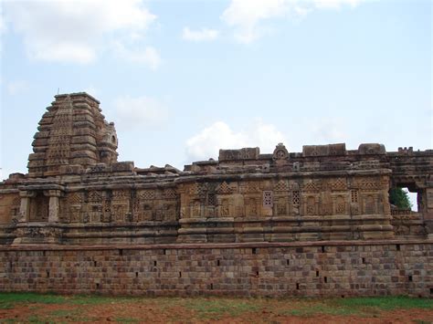 File:Papanatha temple at Pattadakal.jpg - Wikimedia Commons