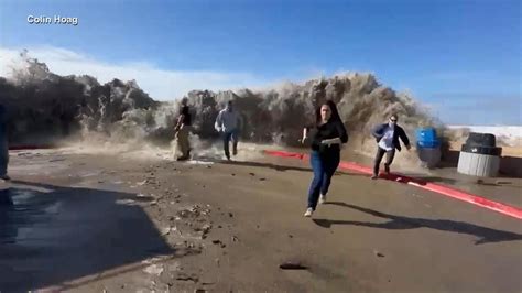 Video Rogue wave causes chaos on California coastline - ABC News