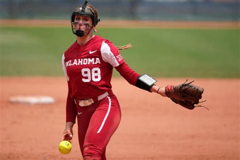 Oklahoma vs. Hofstra softball: Score, live updates from Sooners-Pride ...