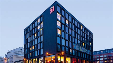 CitizenM Hotel Review | Bunch Of Websites