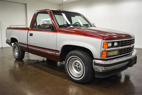 1989 Chevy Silverado Interior