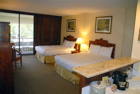 HawaiiResortHotels.info - Royal Kona Resort