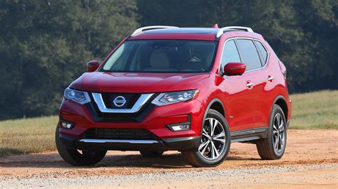 2017 Nissan Rogue Hybrid First Drive: Efficiency at the expense of ...