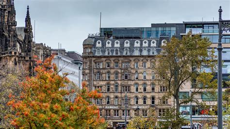 Edinburgh Old Waverley Hotel - Jeremy Gee Photographer