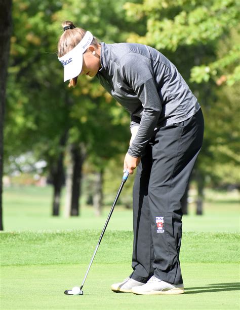 Photo gallery from Oakland Activities Association Red girls golf ...