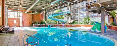 Hotel Toronto North York with Pool | Delta Hotels Toronto East