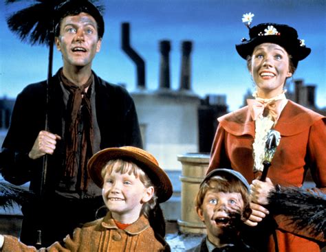 Was Mary Poppins Bert's Nanny? | POPSUGAR Entertainment UK