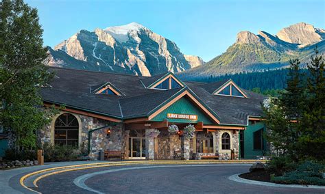 Lake Louise Inn | Lake Louise Hotel in Banff National Park