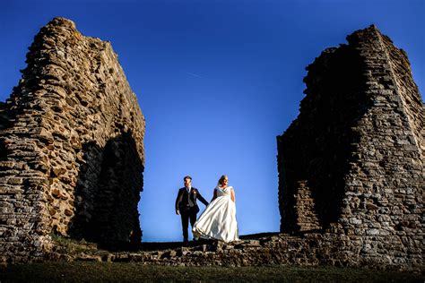 A Wedding at Kings Arm Hotel, Christchurch | Allie & Dom