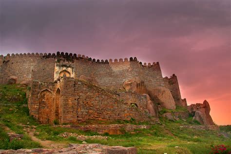 Golconda Fort - One of the Top Attractions in Hyderabad, India - Yatra.com