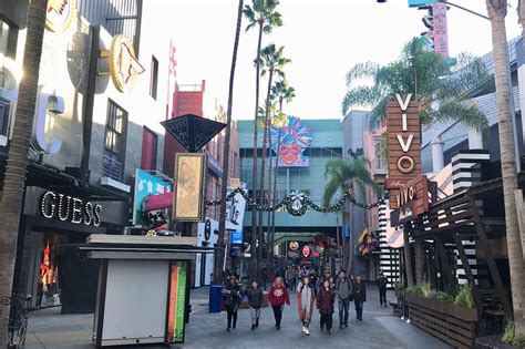 Universal CityWalk Hollywood in Los Angeles - Nonstop Entertainment ...