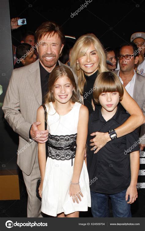 Chuck Norris Family Los Angeles Premiere 'The Expendables Held Grauman ...