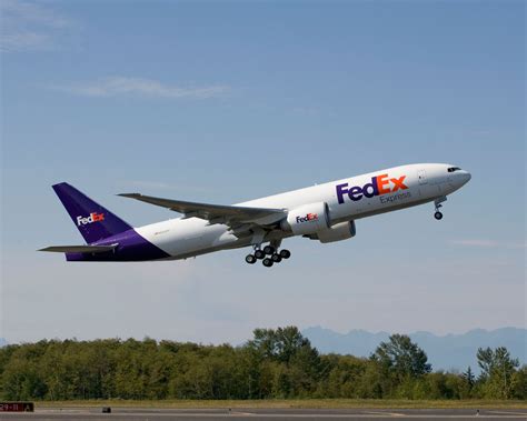 Boeing Delivers FedEx's First 777F - NYCAviationNYCAviation